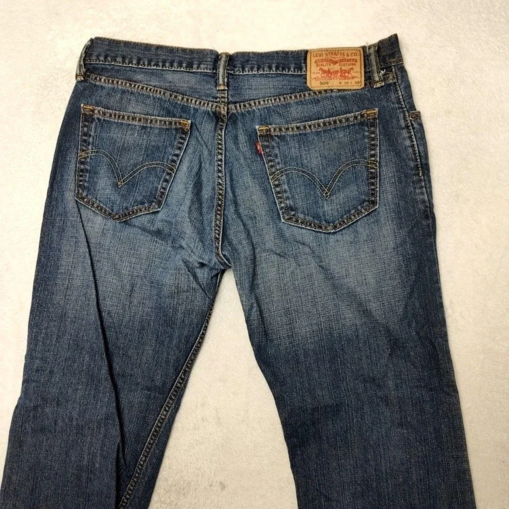 Levis 505 Jeans Mens 36x30 Blue Y2K Straight Medium Denim Regular Fit 5-Pocket